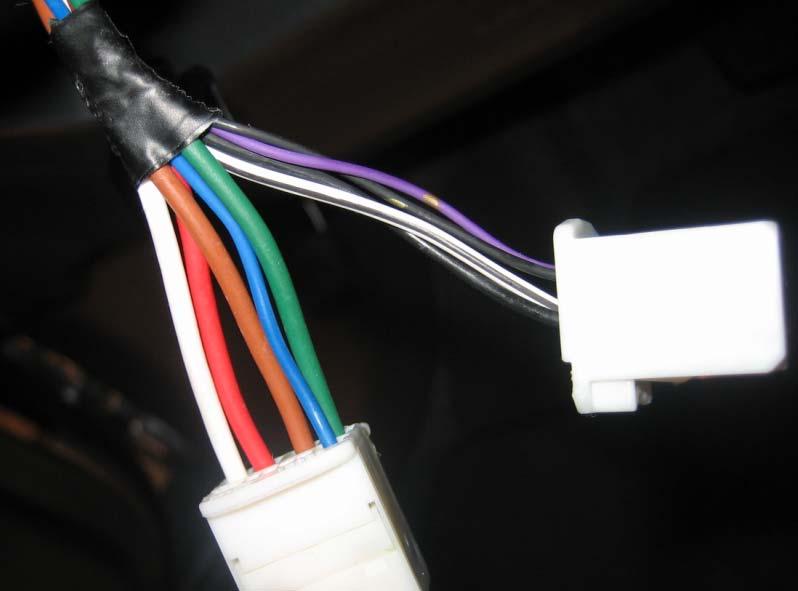 The other connector below the right stalk switch (wipers) has a white/black wire, which is an alternative ground than pin 12 of L47.