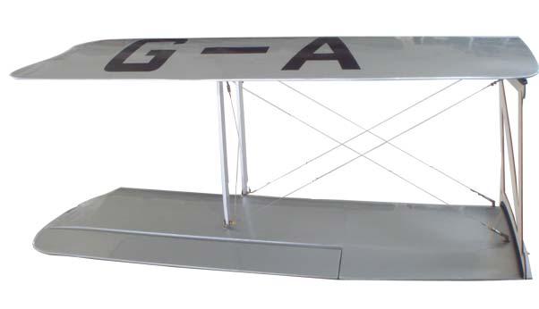 www.seagullmodels.com 4)Use the transport frames to transport the wing panels once they are removed from Accurately mark the balance point on the top of the wing on both sides of the fuselage.