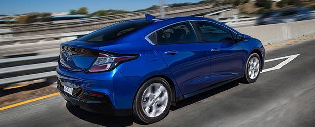 2016 Volt Larger battery pack - 18 kwh 53 miles all-electric