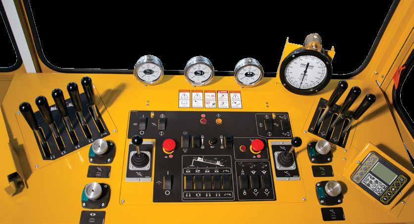 DRILLER S CABIN Operator Console Manual vise controls Variable-speed rotation switch Rotation Travel Vise Drilling fluid pressure Upper vise rod adjustment Rod support controls Rotation control