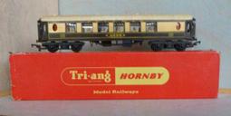 3.77B 00 Coaches - Tri-ang Tri-ang R228 Pullman Car '1st. Class 'Anne'. Excellent condition, in box marked for 'Jane'.