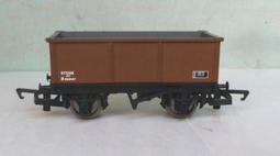 3.125 00 Goods Wagons - Hornby Hornby R6085A Open Wagon 'Stone', bauxite brown.