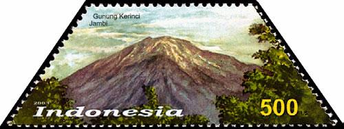 : a, Balap Kelom (3/4). b, Balap Karung (4/4)..80 Volcanoes A593 Designs: 500r, Kerinci. No. 2028, 1000r, Krakato No.