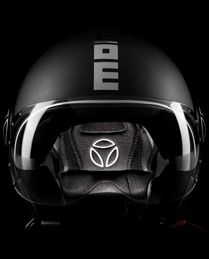 RESEARCH INNOVATION TECHNOLOGY IN COLLABORATION WITH 8 1 ST GRAPHENE MOTORBIKE HELMET The company that has established itself over the years as a leading name in Italian design and style, having