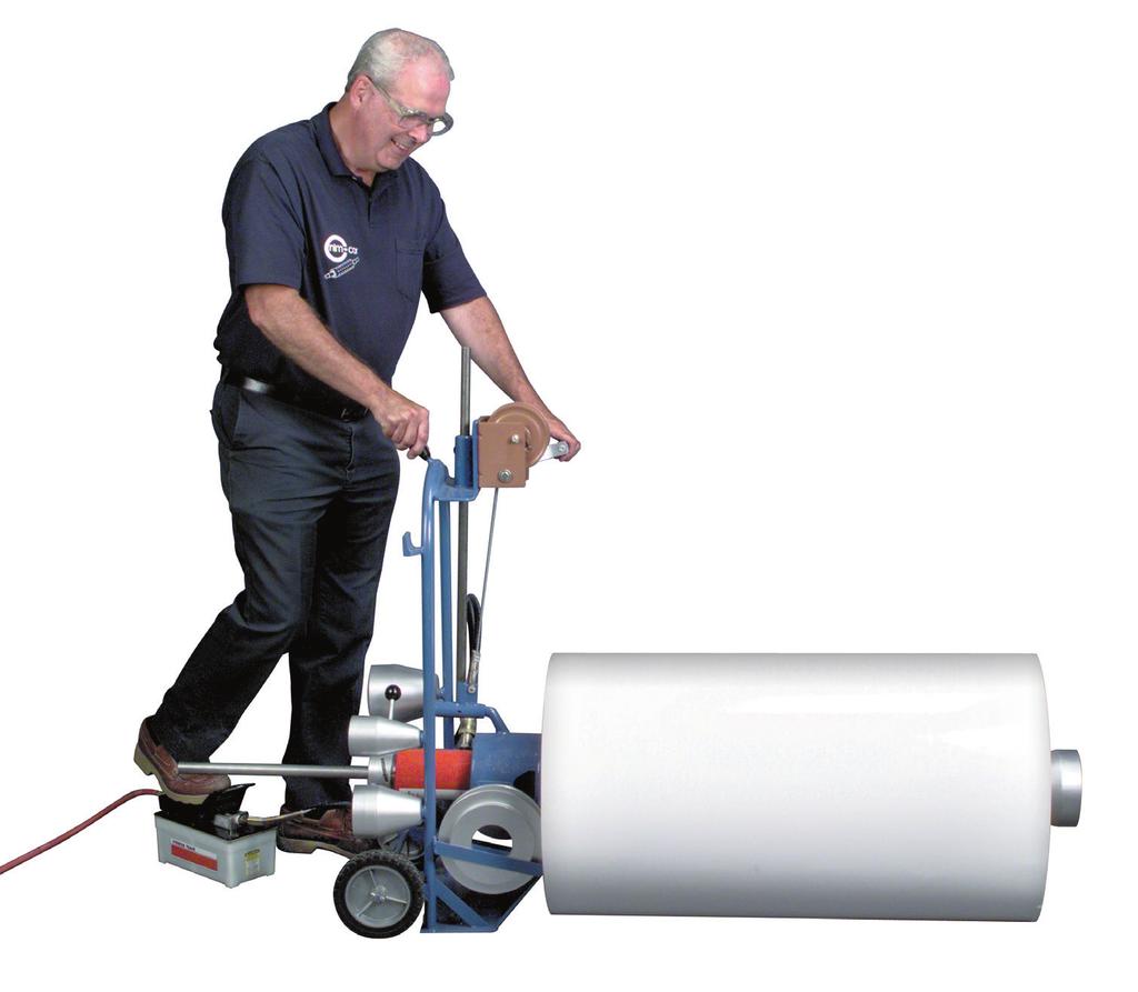 The dual-handle helps engage the leaf, aids in roll maneuvering.