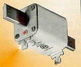 15- Cartridge fuse links, H.R.C. knife type 500 V AC 220 V DC, in accordance with IEC 269 PART 2 ( 1973) w/din 43620 and VDE 0636 part 2.