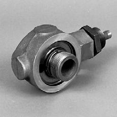 Remove the reducer fitting, located at charge pressure gauge port, from pump end cap (this part will not be used).