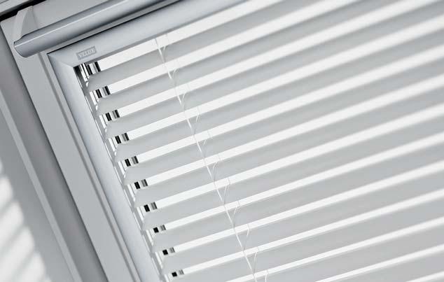 Light filtering blinds - flat Basic privacy Offers both protection and good looks.