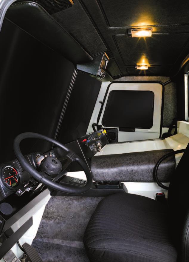 LOW ENTRY INTERIOR MACK WORK BRAKE: The Low Entry model features the easy-on/easy-off work brake that was specifically designed to safely speed up curbside pickups.