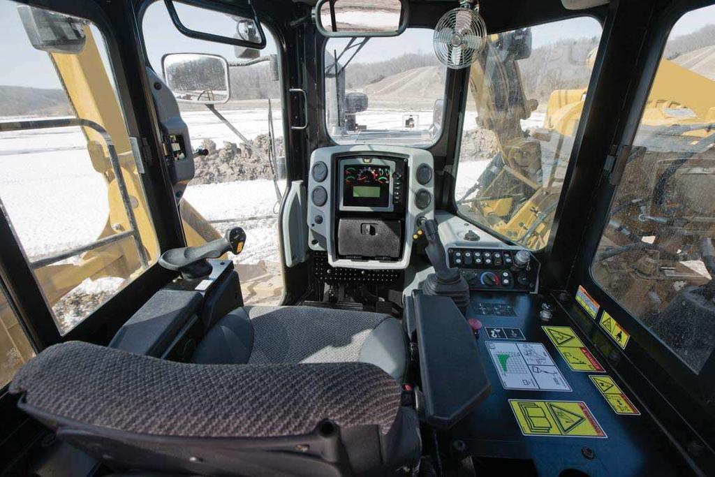 Operator Station Designed for productive comfort The latest PL83/PL87 Pipelayer offers operators added comforts like a quieter cab, adjustable armrests and heated/ventilated seat options.