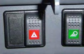 Push the switch to the second (middle) position to activate only the warning beacon.