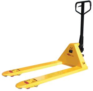PALLET LIFTING BARS Rated for lifting pallets up to 2000kg Complete with end hooks to keep bars separated for stability Made to suit a variety of pallet sizes Bars must be at least 900mm apart HAND