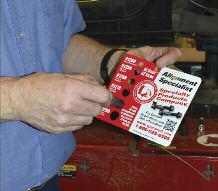 DIAGNOSTIC GUIDE MAGNET This informative magnet trouble shooting guide sticks on the installer