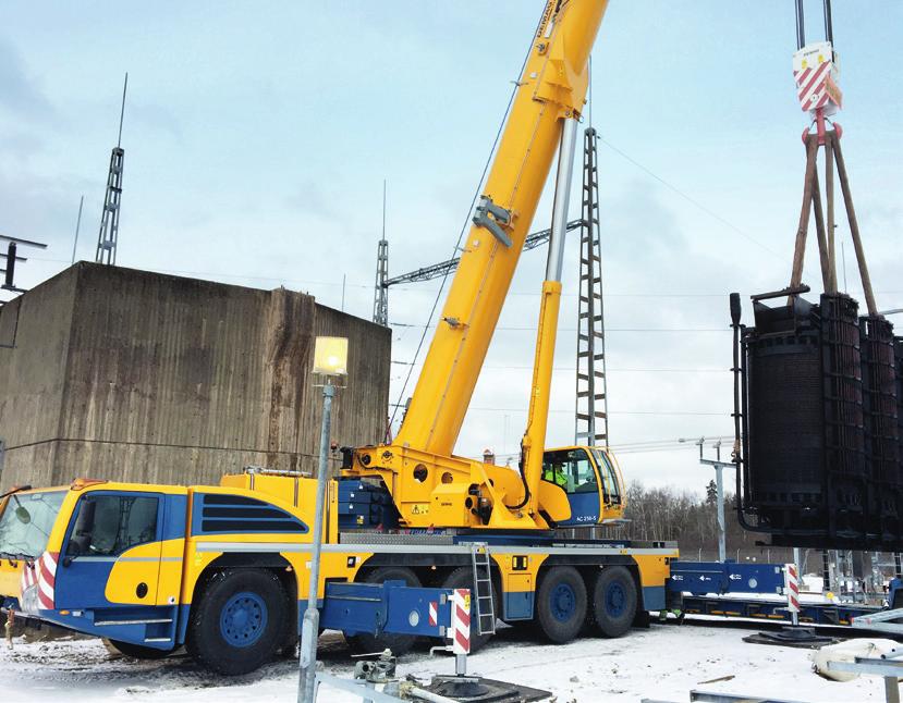 The Demag 5-axle cranes offer strong lifting capacities with reduced counterweight right from the