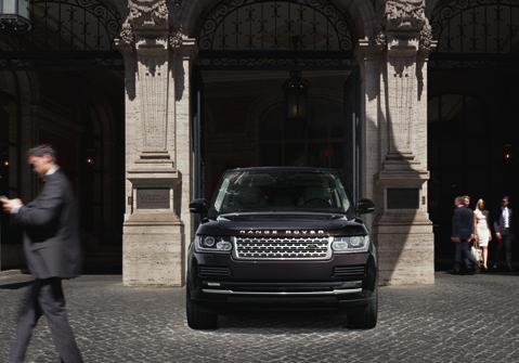 Range Rover Range Rover is unmistakably a design icon, with its three classic lines and its silhouette, gently tapered with gloss black pillars accentuating its floating roof.