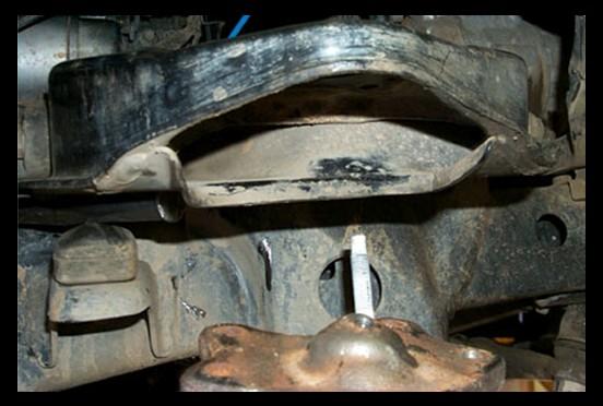 BALL JOINT SPACER INSTRUCTIONS 90-95 4RUNNER Support@toyteclifts.com Read all of the installation instructions prior to installation. ToyTec Lifts L.L.C. recommends that this be installed by a certified auto technician 1.
