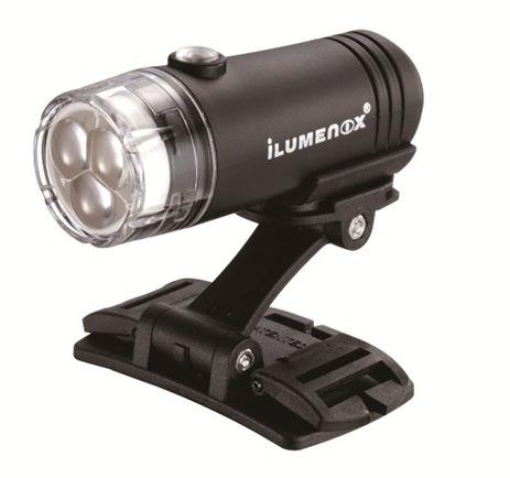 The world smallest SS-L122W3/D High Focus Dive Light is designed with 3 Super Bright White Nichia LEDs (500 candlepower). SS-L122W3/D Focus Dive Light will light up your diving and outdoor activity.