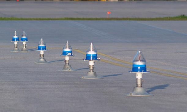 Typical applications include; taxiway lighting, emergency airstrip and caution lighting.