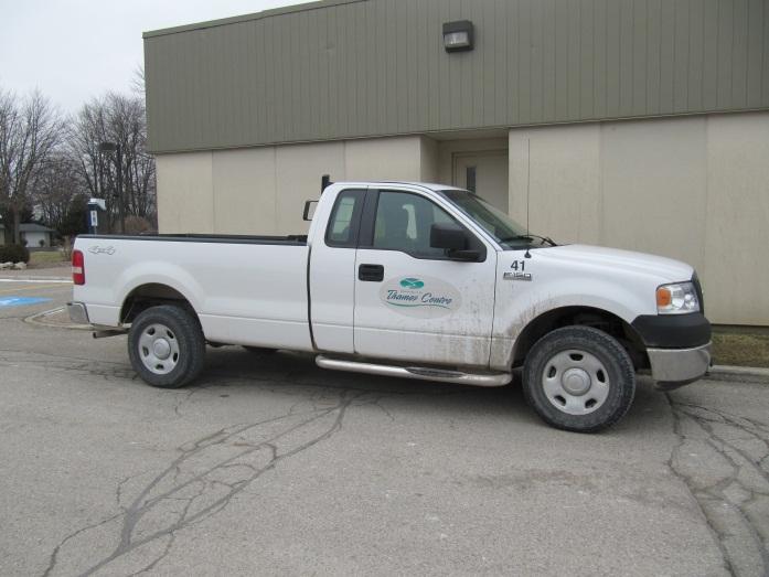 2007 Ford F150 Pickup FLEET UNIT #41 Dept. Water Odometer Reading 150,582 km (Dec 19/14) 2014 Mileage 27,131 km Usage: Used year round by Water Department staff.