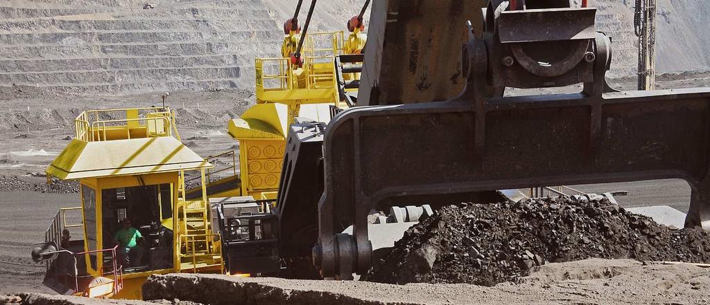 Overall dimensions Loading control center A Width B Length C Height over gantry D Width of crawler shoes E F G H Width of crawlers (7") Length of crawlers Ground clearance Height ground to bottom of