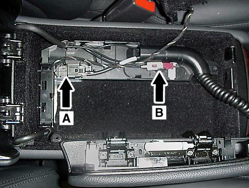70-4912-71 12. 13. 14. Connect the coil-cord power connector to the harness receptacle and push the conjoined connectors into the clip (A, Figure 17).