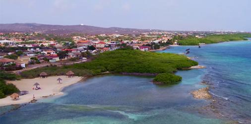 Optimizing energy mix for sustainable island Aruba, Southern Caribbean Customer s need - Customer: WEB Aruba - 50% renewable generation by 2020 ABB