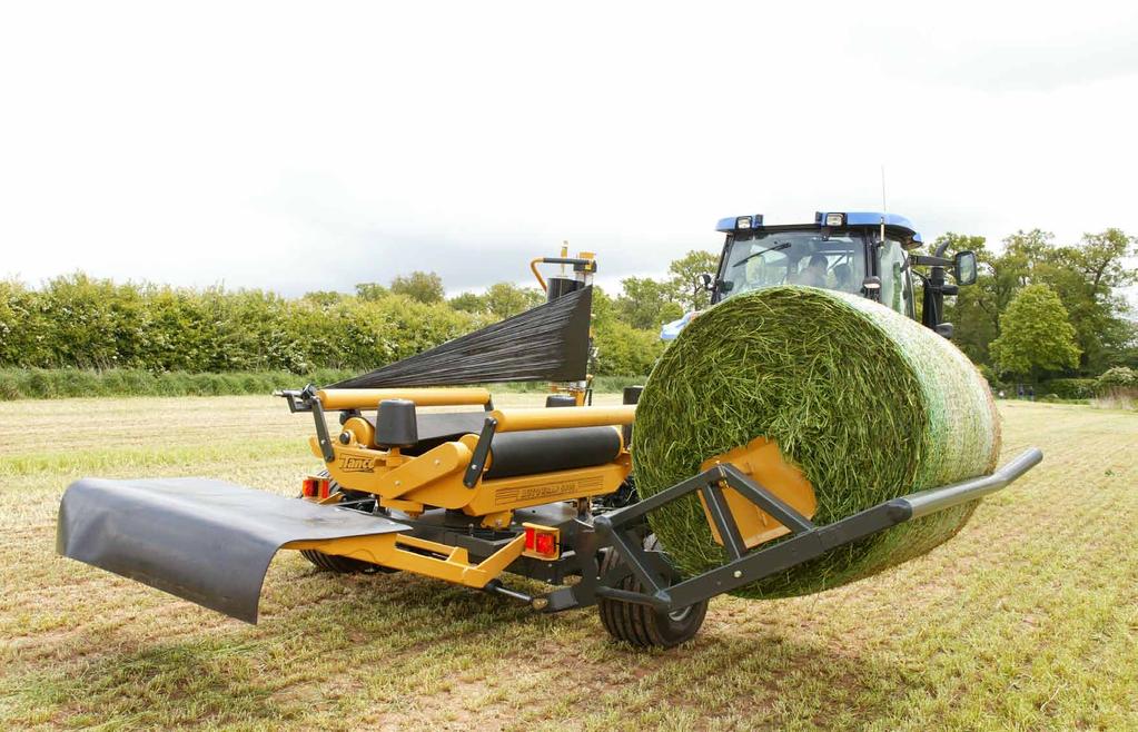 580 Series Model The 580 series round bale wrapper is a compact, robust machine