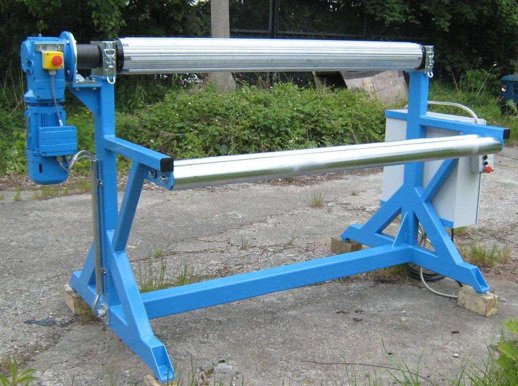 ICE-Trade Strip / Sheet Winder ICE-Trade multiple Strip / Sheet Winder with ICE-Trade Coupling and Brass Bearing Support The ICE-Trade Multiple Strip Winder winds the rubber or PU strips after