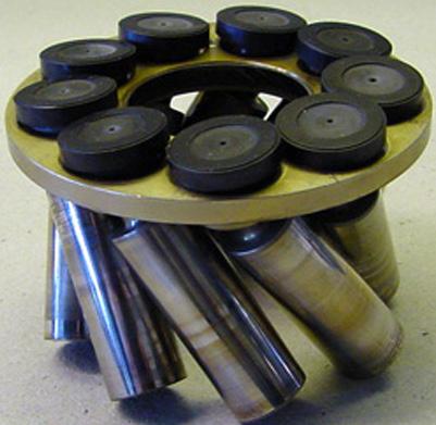 The thickness of the piston shoes must be at least 4.3 mm. 3.
