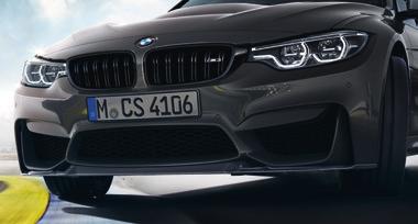 Optically, the innovative feature extends the width of the rear to accentuate the assertive, race car nature of the new BMW M3 CS; further enhancing a true BMW experience.