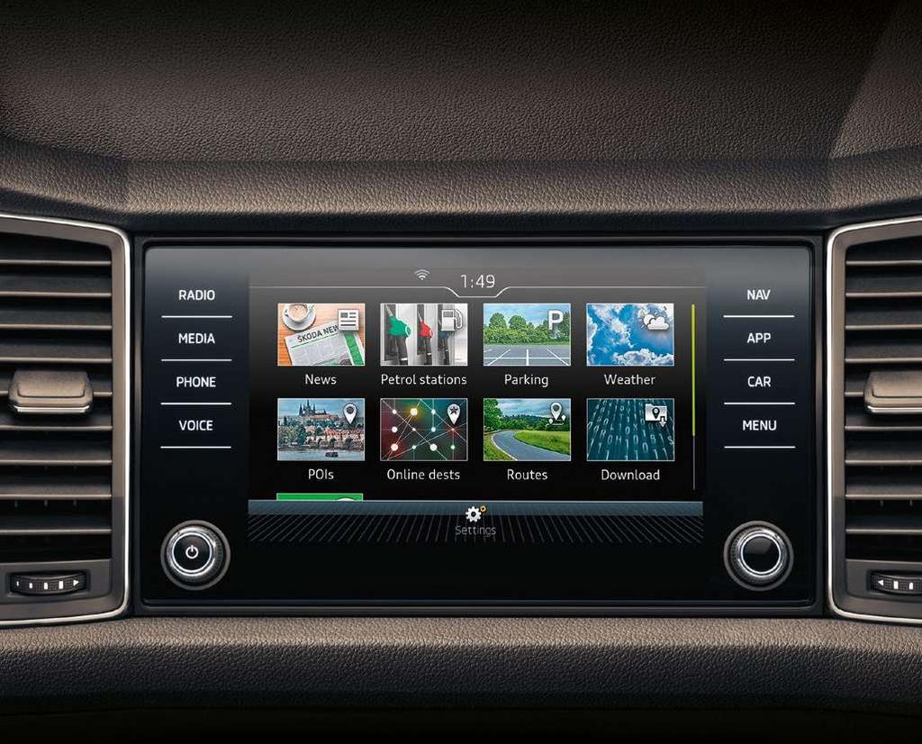 STAY CONNECTED The new ŠKODA Connect system turns the Kodiaq into a fully interconnected car. Infotainment Online provides satellite navigation, traffic reports and calendar updates.