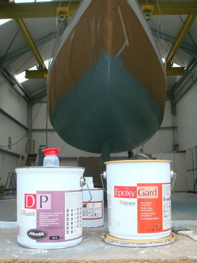 Temperature Protection and finishing (4 th -> 8 th layer) 10 C EPOXYGARD Epoxygard is a high-protective epoxy primer giving high protection against moisture.