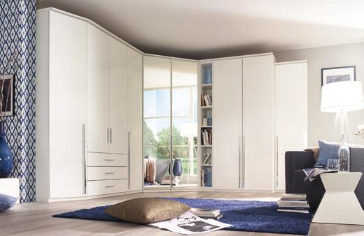 Attention to detail is what makes MASTER hinged and folding door wardrobes an ideal choice.
