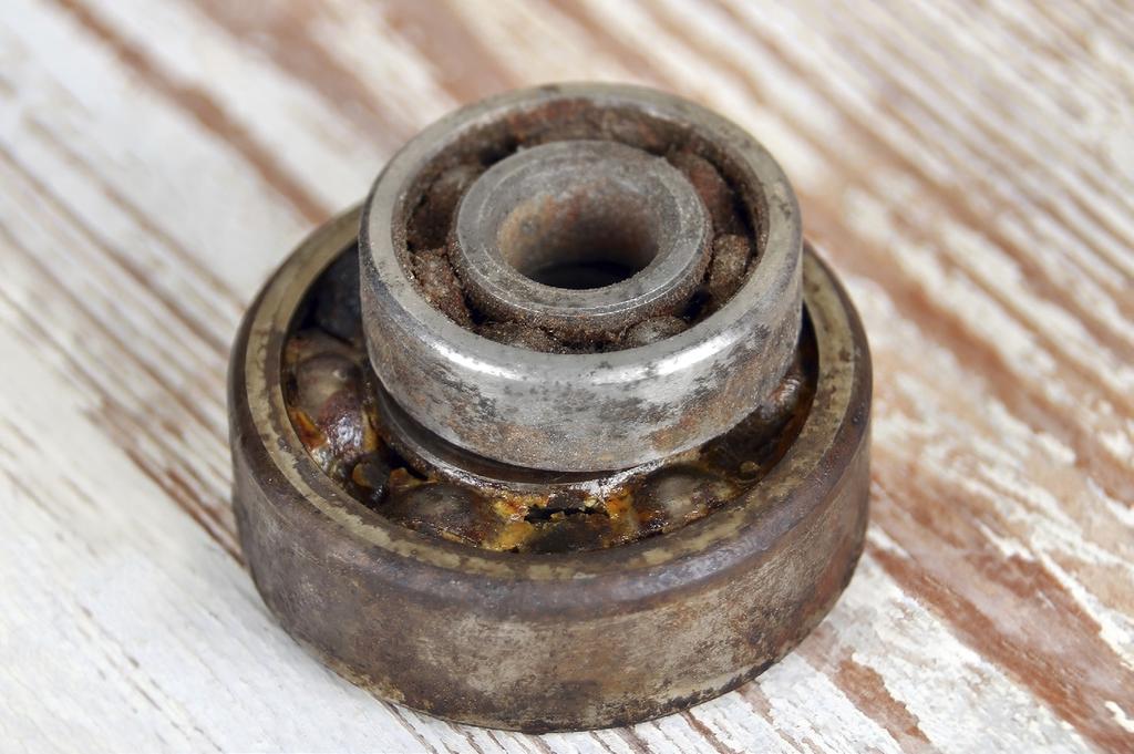 11 IMPROPER STORAGE & HANDLING Improper storage exposes bearings to dampness and dust.