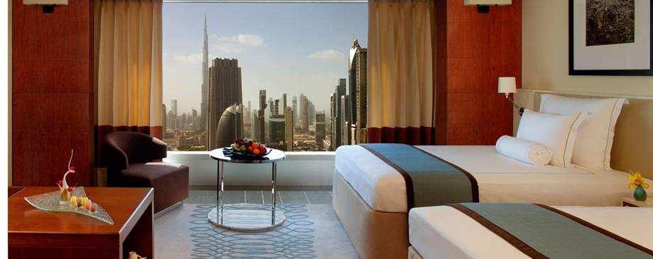 Deluxe King Room JUMEIRAH EMIRATES TOWERS Location: Sheikh Zayed Road, Trade Centre 2 (27Nov-26Dec & 03Jan-11Jan) December & January offer (WHOL77) 27/11/14 26/12/14 Deluxe Room