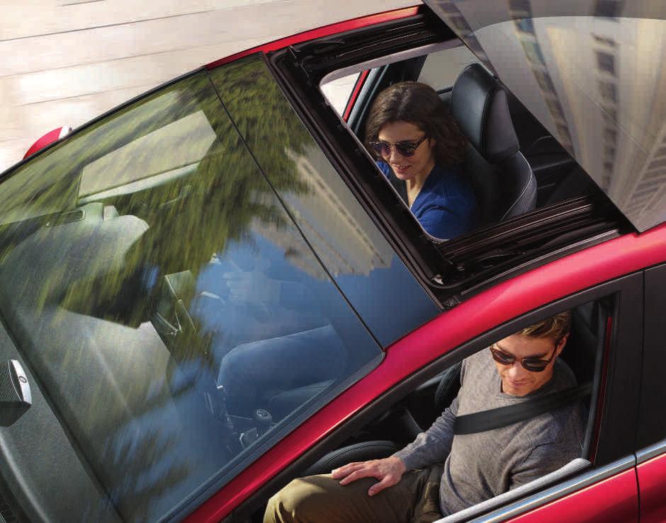 Bring the outside in. Openable panorama roof Enjoy more beautiful views of surrounding scenery from the comfort of your Fiesta.