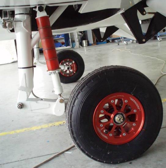 7.2.2. Main undercarriage Legs of main undercarriage are welded from steel tubes and sheets, the main parts are hardened for better resistance required by 600kg MTOW.