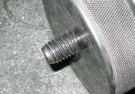 Select the appropriate Screw length so that the threads stick out of the bottom Disks approximately 3/4.