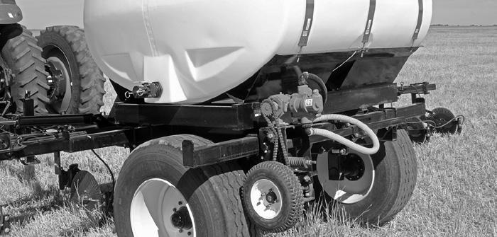 Coulter Applicator Styles The coulter applicator is available with fertilizer knives or injection nozzles. The fertilizer knives are a low pressure system.