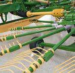 Folding tine arms are available for the centerdelivery models Swadro 700, 800/26, 900 and their respective Plus versions, enabling even faster changes.