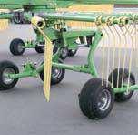 quality of work. Swadro 710/26 T forms single and double windrows as well as two narrow windrows.