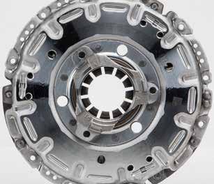 4 Disassembling and Assembling the Double Clutch Position the holes of the pressure plate and the flange above one another Guide the pressure plate with flange over the