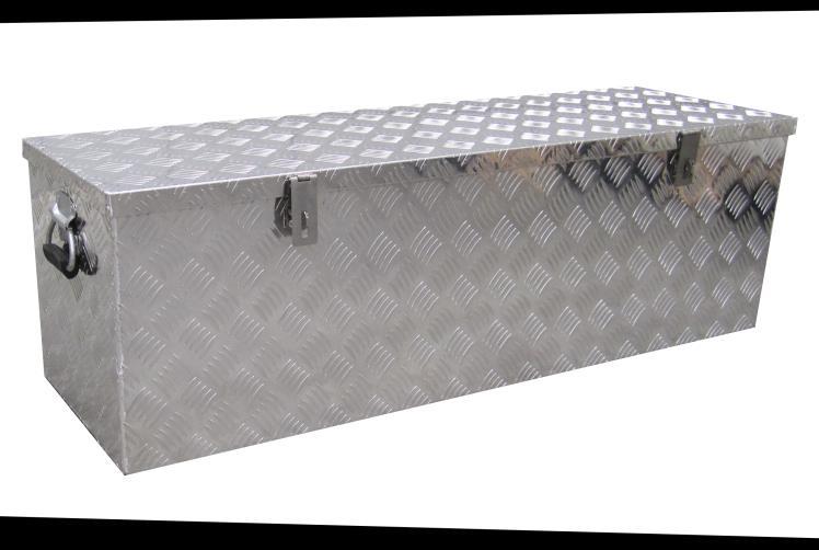 Skanderborg H A/C/D/E/F Material Aluminium Checkerplate Lock 2 Padlock preparation on H 1 Padlock preparation on A/C/D/E/F/G 1 SS T-Lock on B Gas strut/steel cable D 1 Gas