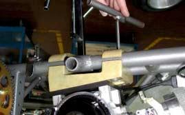 5 INSTALL THE ENGINE ON THE CHASSIS 3.5.1 POSITION THE ENGINE ON THE 2 OUTSIDE MAIN RAILS AND