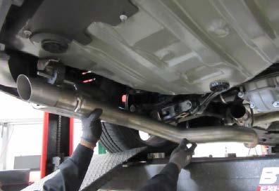 Install Nipple to left-side and right-side Rear Muffler Assemblies with provided clamps. Do not tighten clamps. 8.