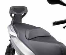 COMFORT & SECURITY ACCESSORIES BACKREST FOR PASSENGER GIVI satisfies not only the motorcyclists needs, but the passengers needs too.