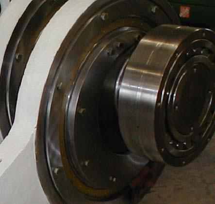 Crankshaft bearing retaining plate 2.