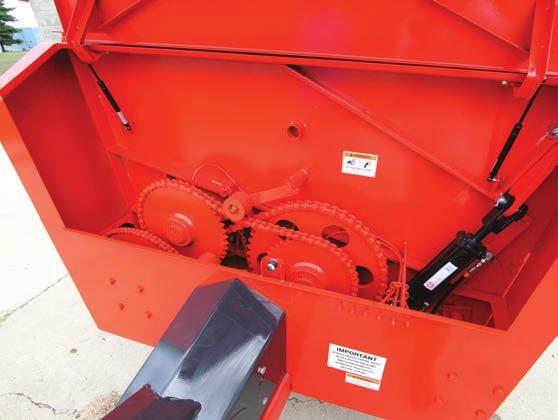 SIDE-DISCHARGE MANURE SPREADERS SL 100 SERIES NEXT LEVEL PERFORMANCE & RELIABILITY SIDE-DISCHARGE MANURE SPREADERS SL 110 / 114 The redesigned