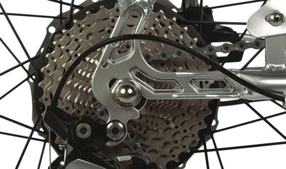 EASY PEDALING A larger front chainring and deluxe 10-speed drivetrain provide fluid shifting and comfortable pedaling even at high speeds.