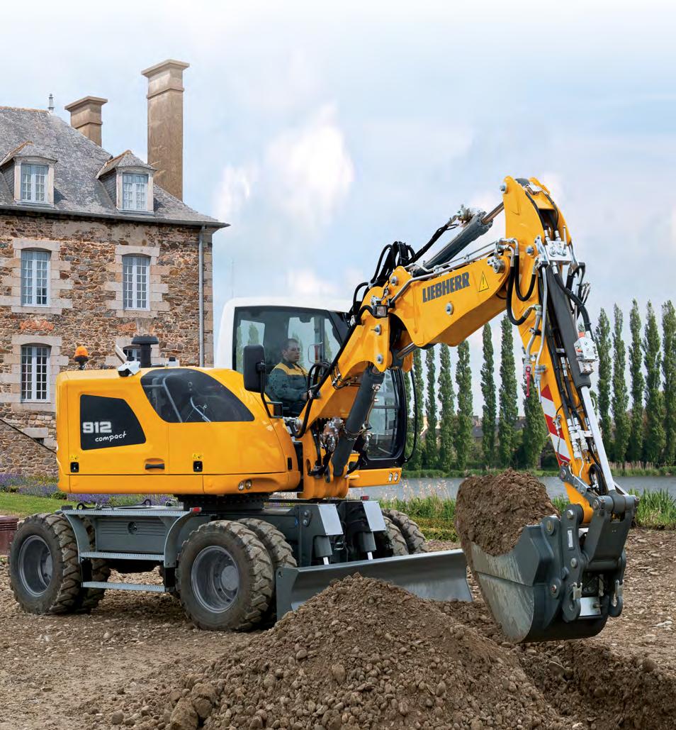 Wheeled Excavator A 912 COMPACT Operating Weight: 12,700